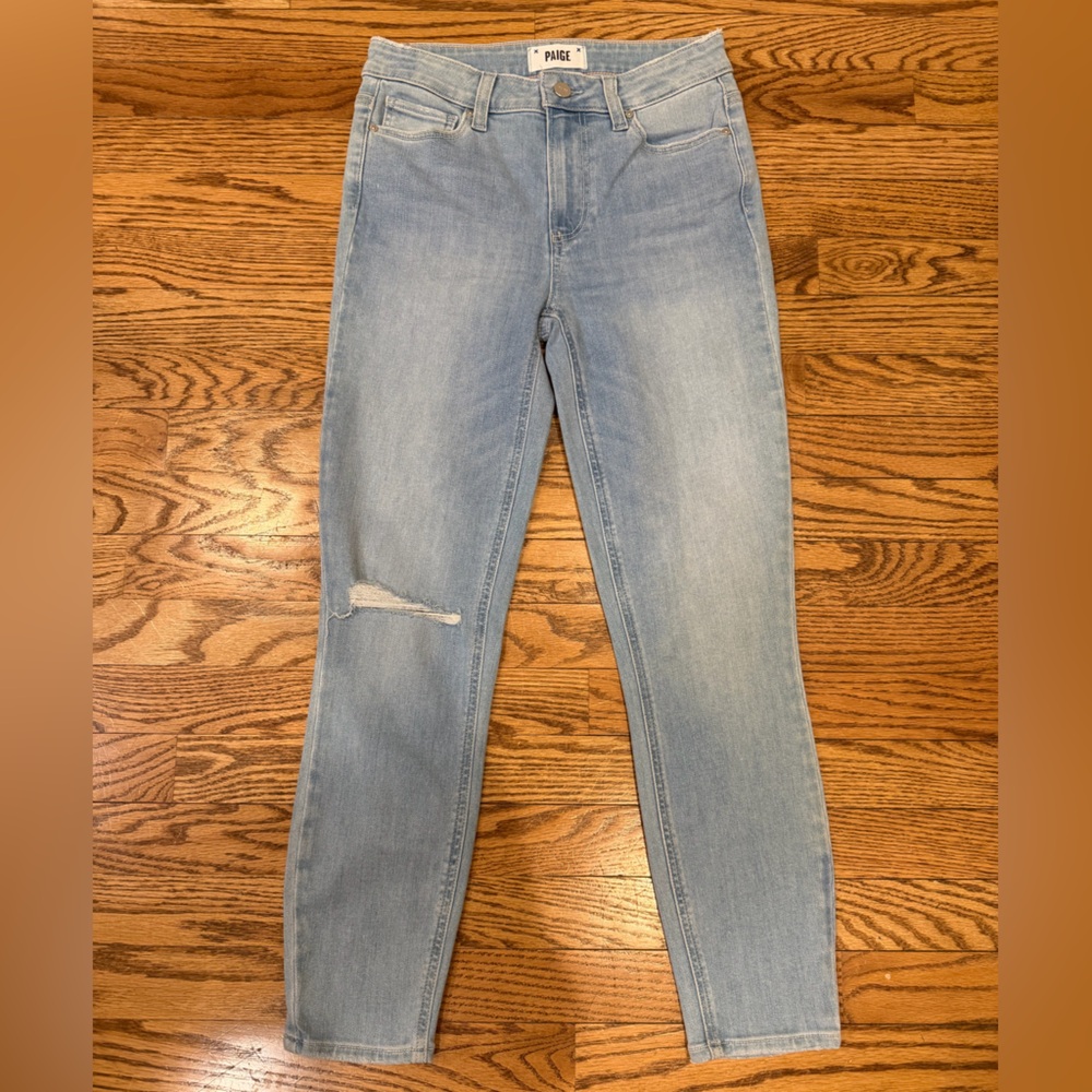 PAIGE Hoxton Crop light wash distressed jeans 25